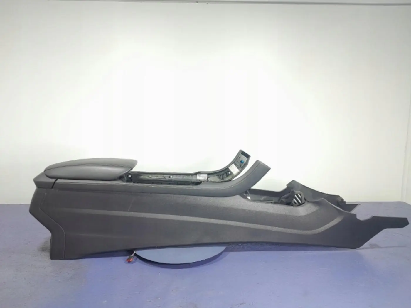 Подлокотник к Ford Mondeo 2015