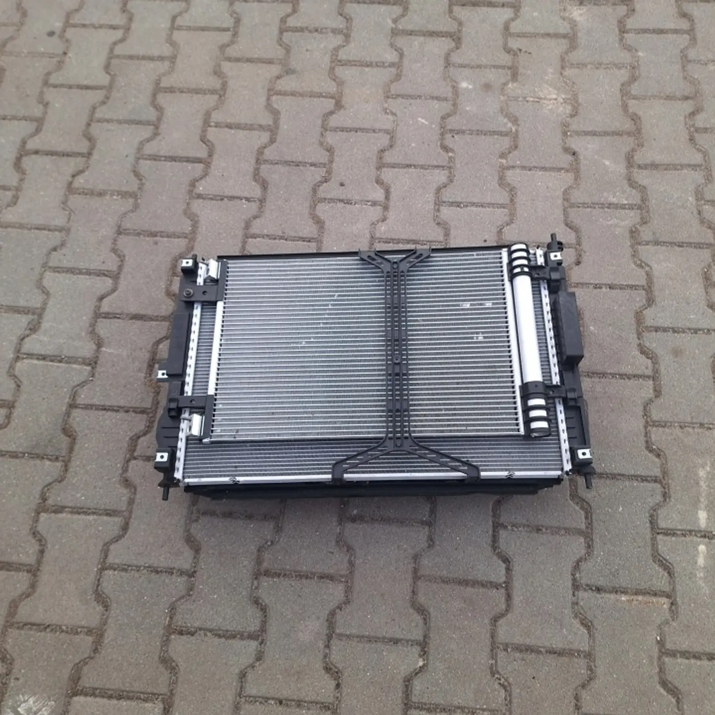 Радиатор (основной) к DS 4 2015