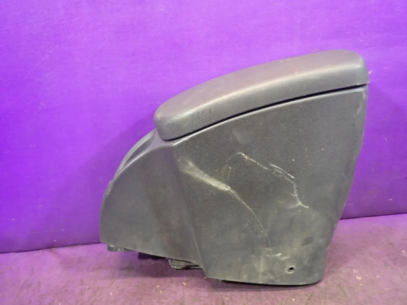 Подлокотник к Renault Kangoo 2007