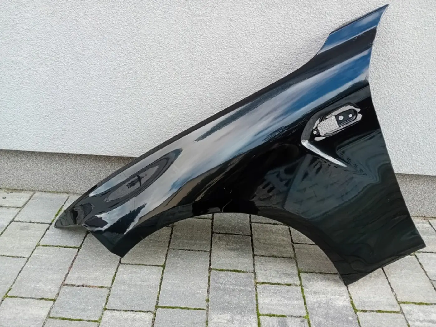 Крыло переднее левое к BMW M2 2015