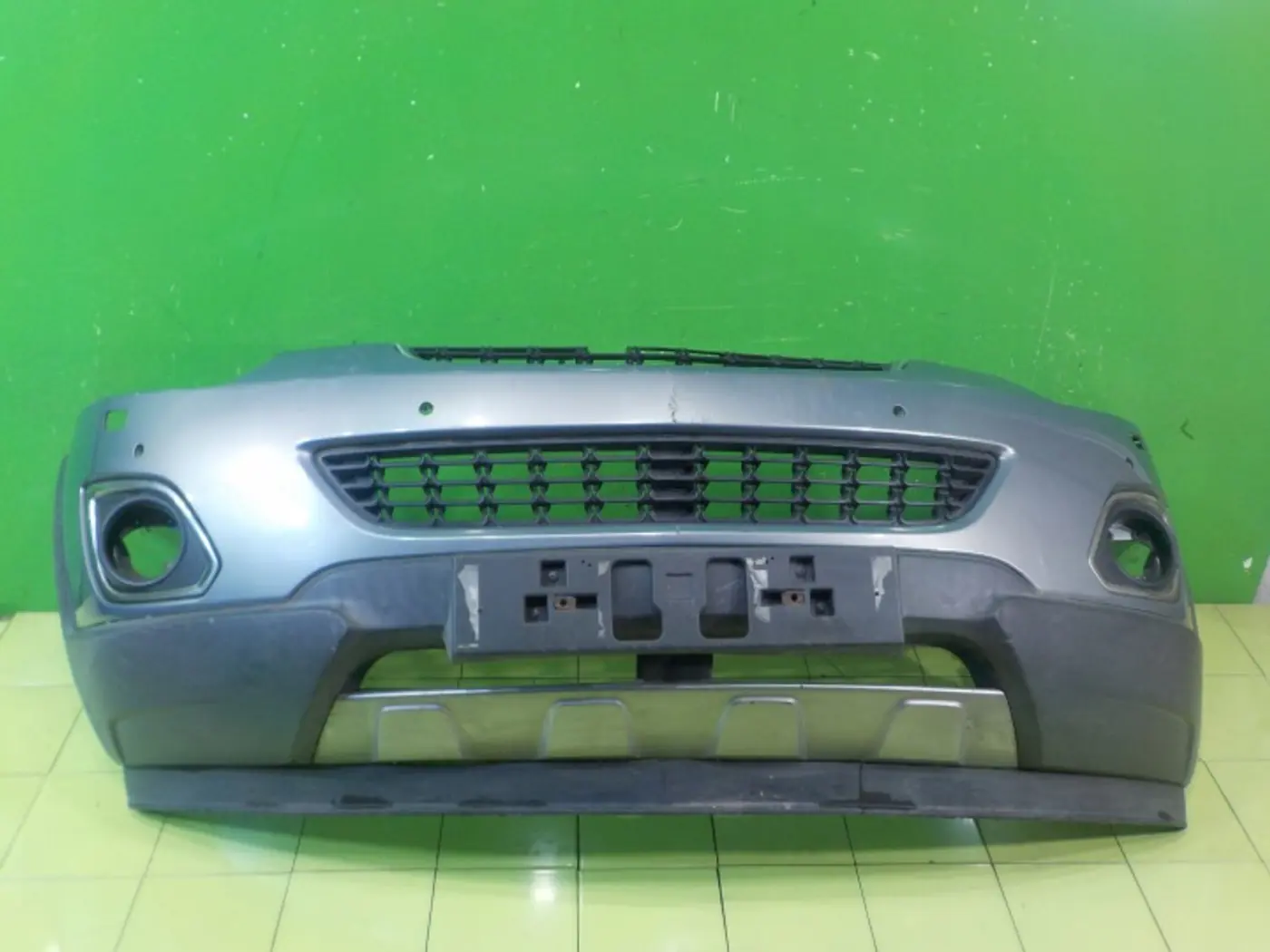 Бампер передний к Opel Antara 2011