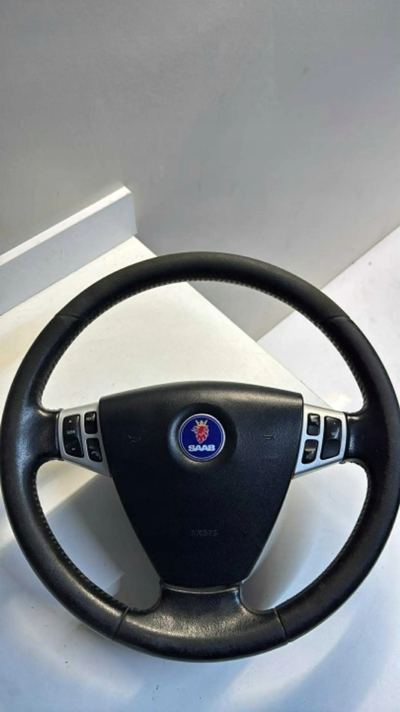 Руль к Saab 9-3 2002