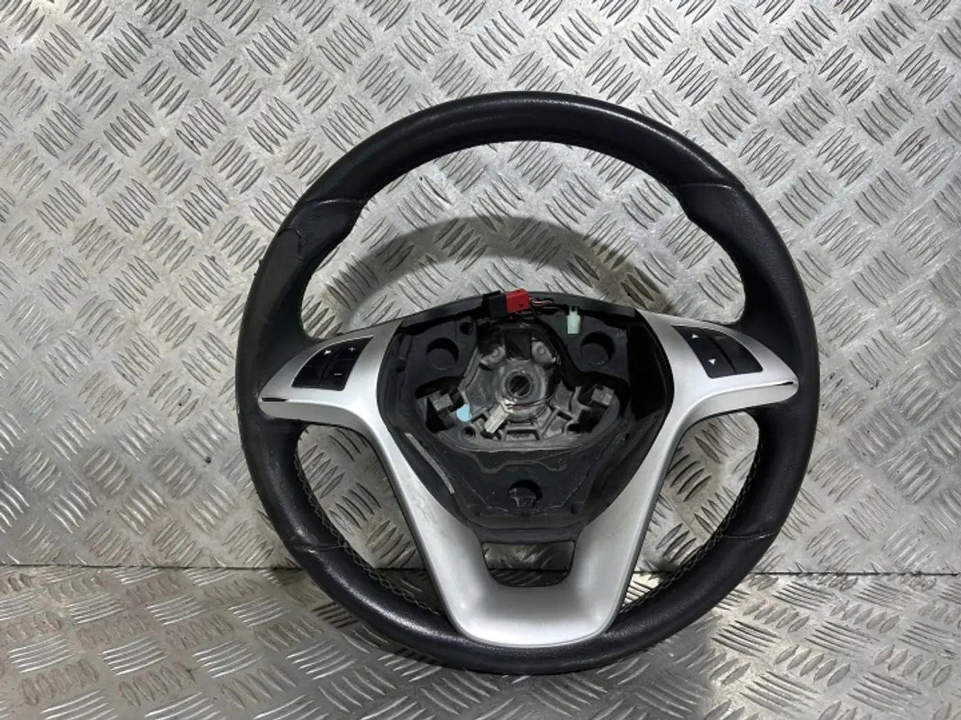 Руль к Lancia Delta 2008