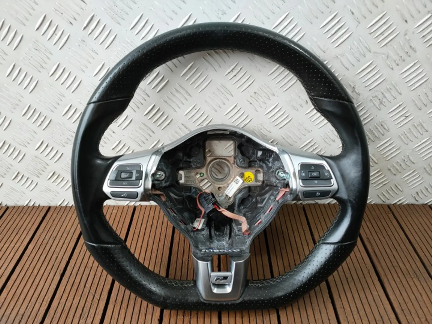 Руль к Volkswagen Scirocco 2008