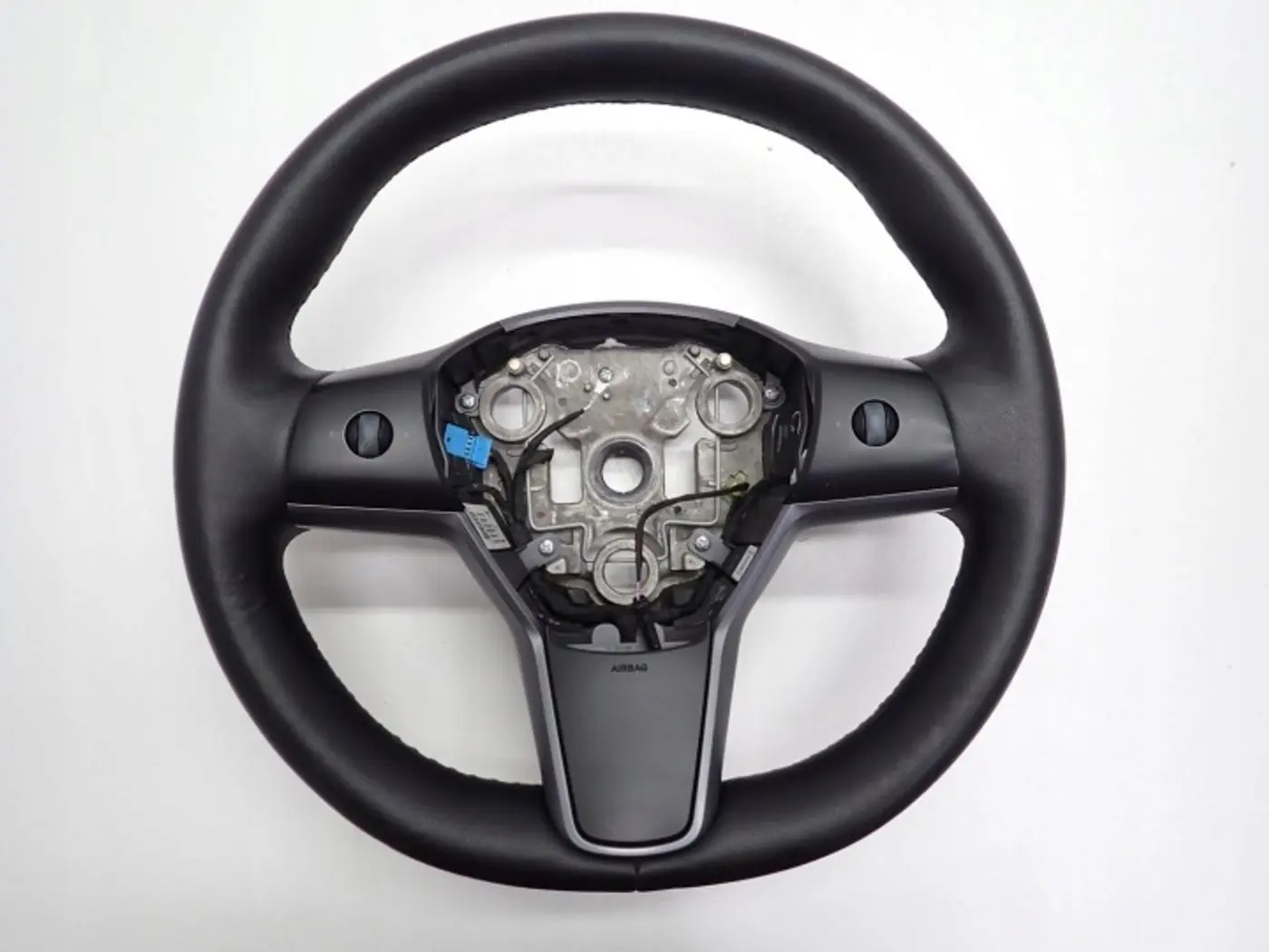 Руль к Tesla Model Y 2020