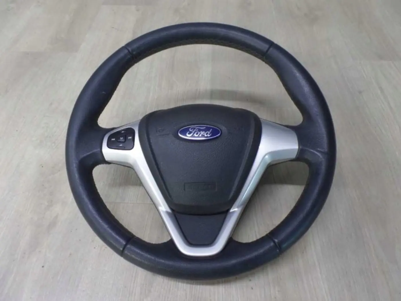 Руль к Ford Fiesta 2017