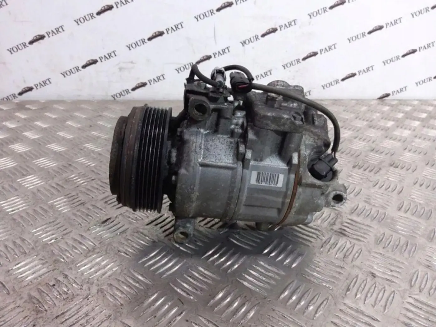 Компрессор кондиционера к BMW M5 2004