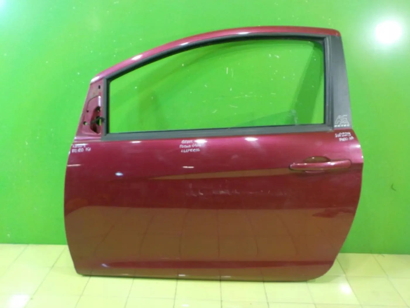 Дверь передняя левая к Ford KA 2008