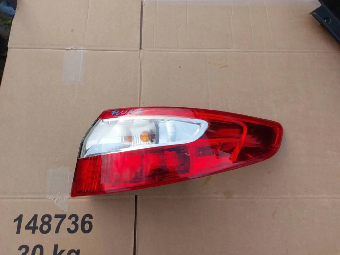 Фонарь задний правый к Renault Fluence 2013
