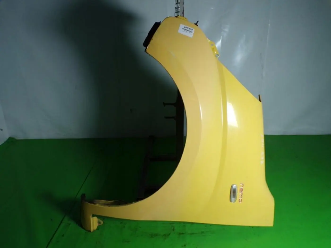 Крыло переднее левое к Citroen Nemo 2007