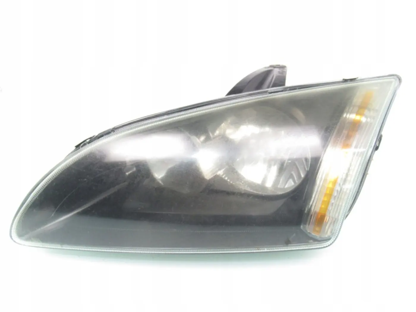Фара левая к Ford Focus 2005