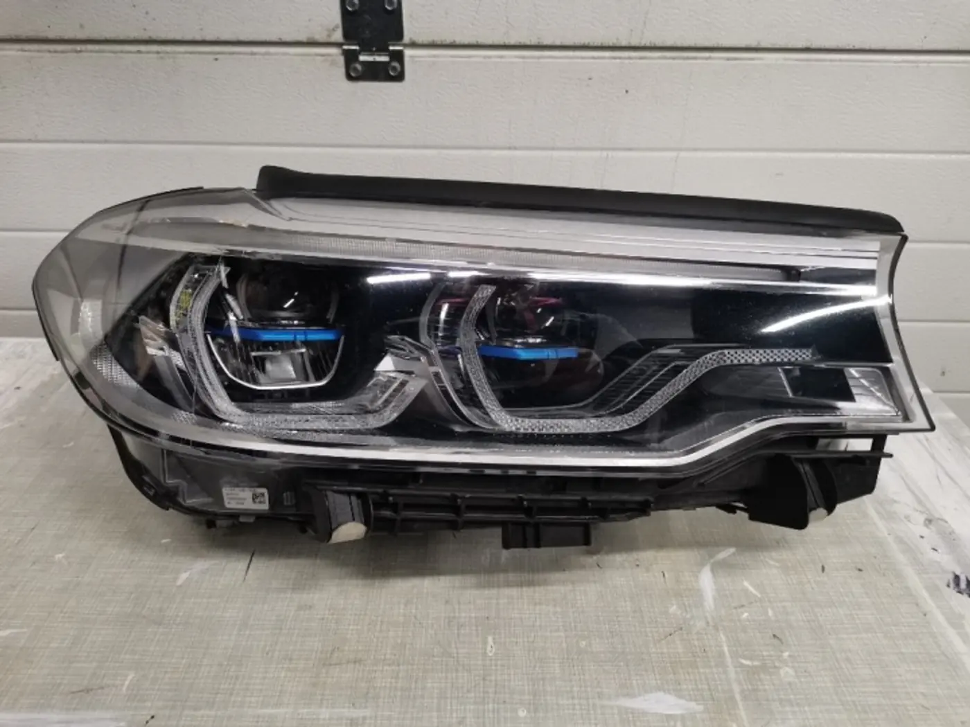 Фара правая к BMW M5 2017