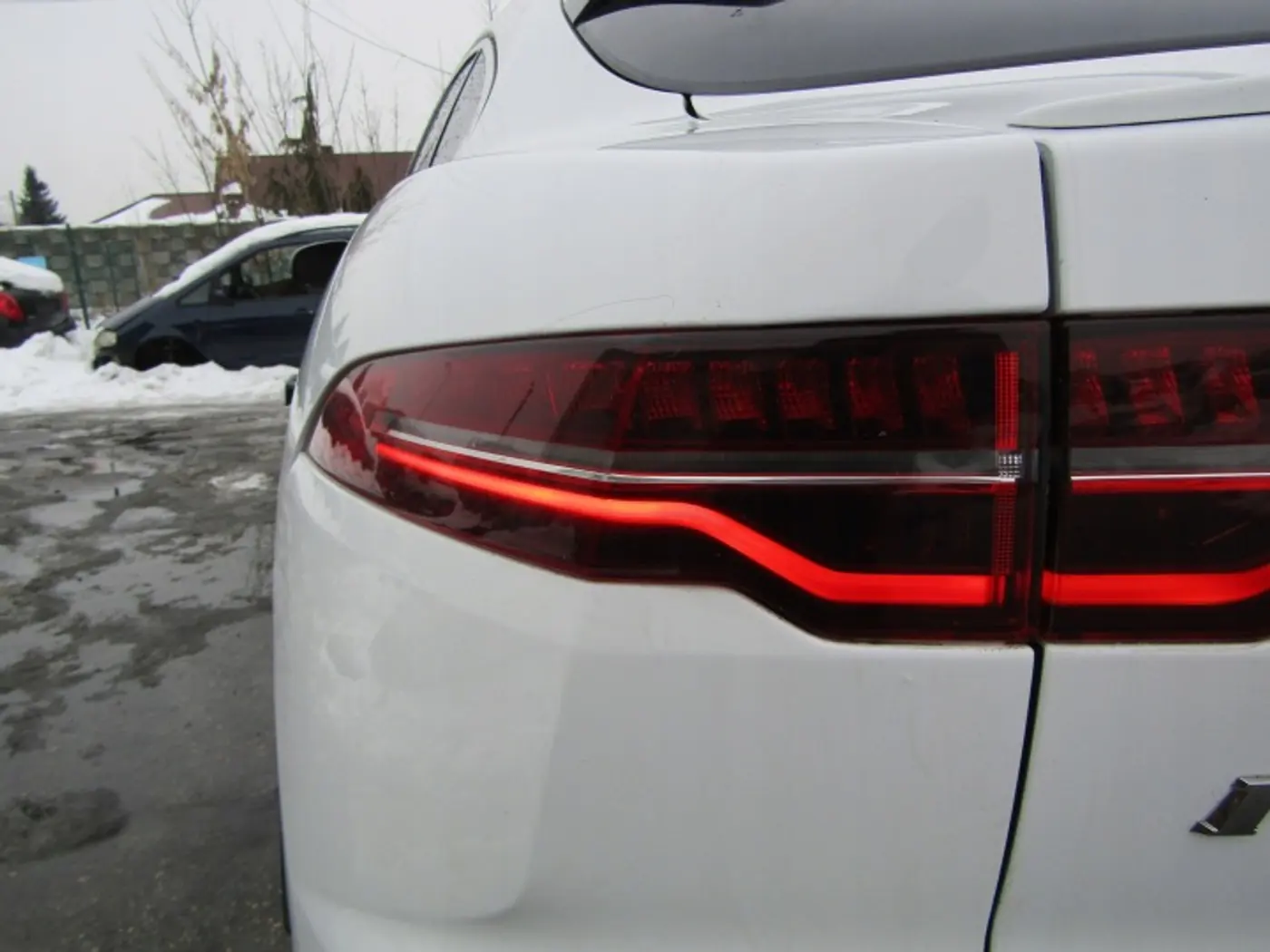 Фонарь задний левый к Jaguar I-Pace 2018