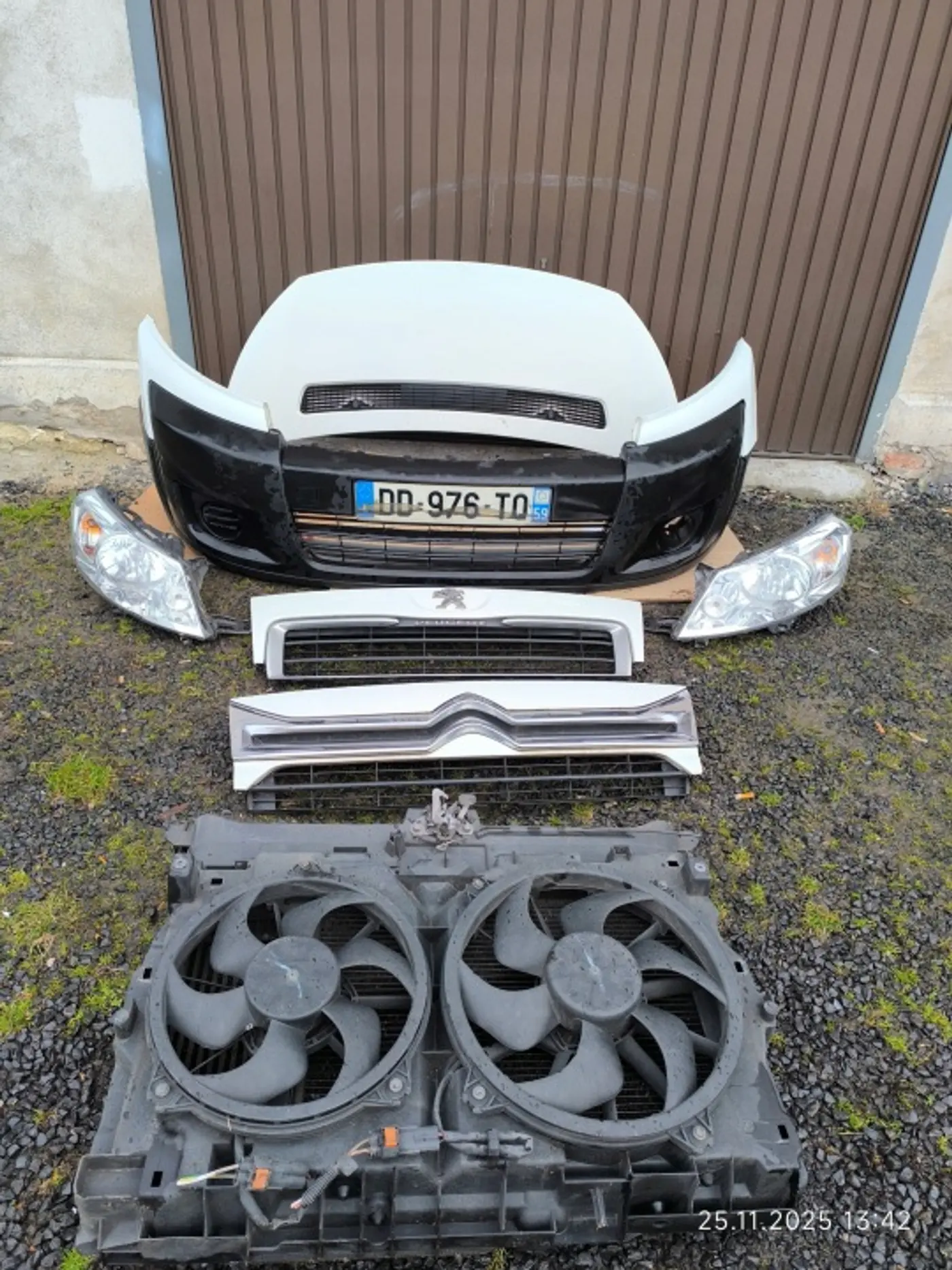 Бампер передний к Citroen Jumpy 2012