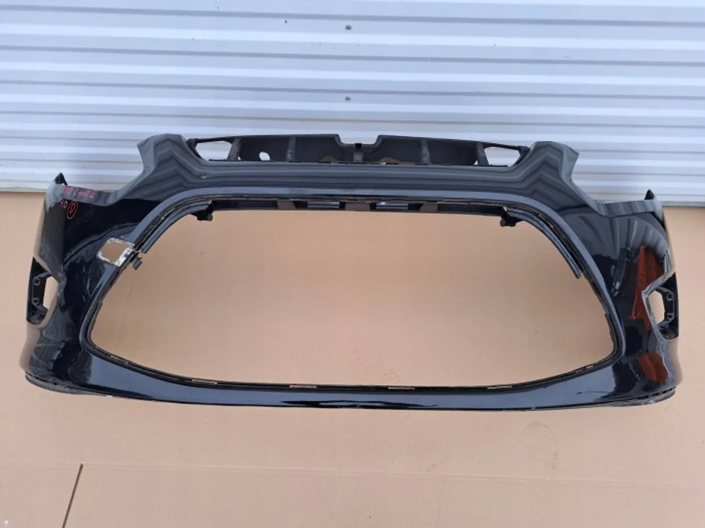 Бампер передний к Ford C-MAX 2010
