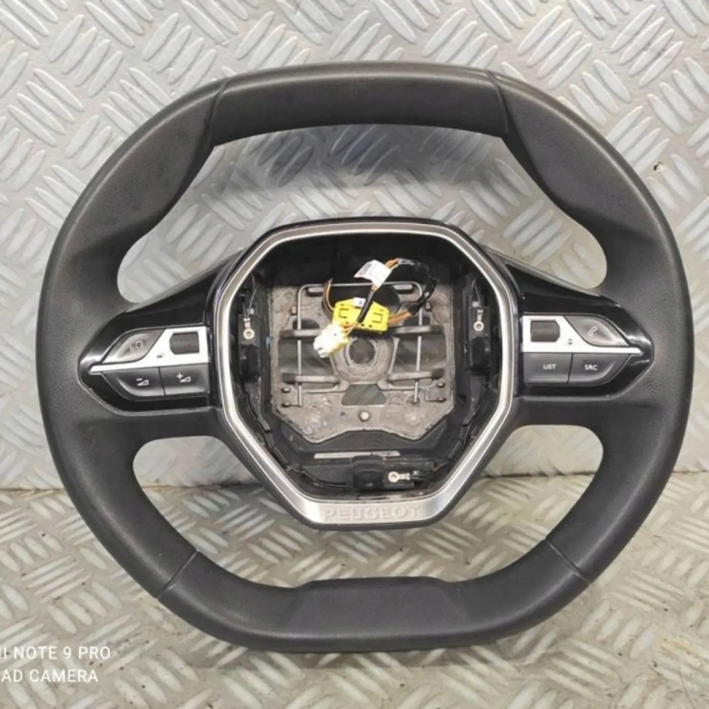 Руль к Peugeot Rifter 2018