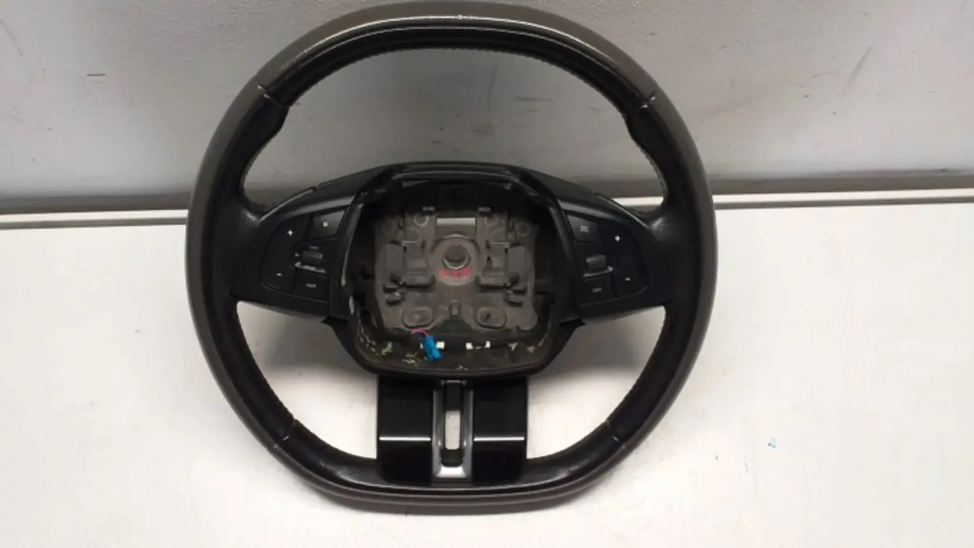 Руль к DS 4 2015