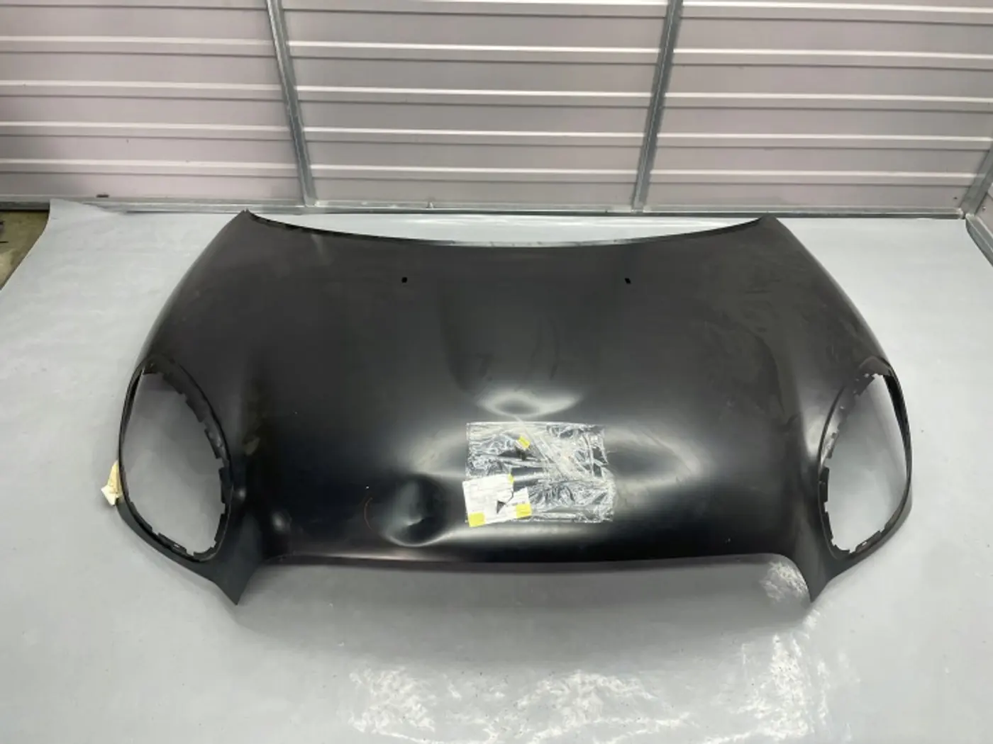 Капот к MINI Countryman 2010
