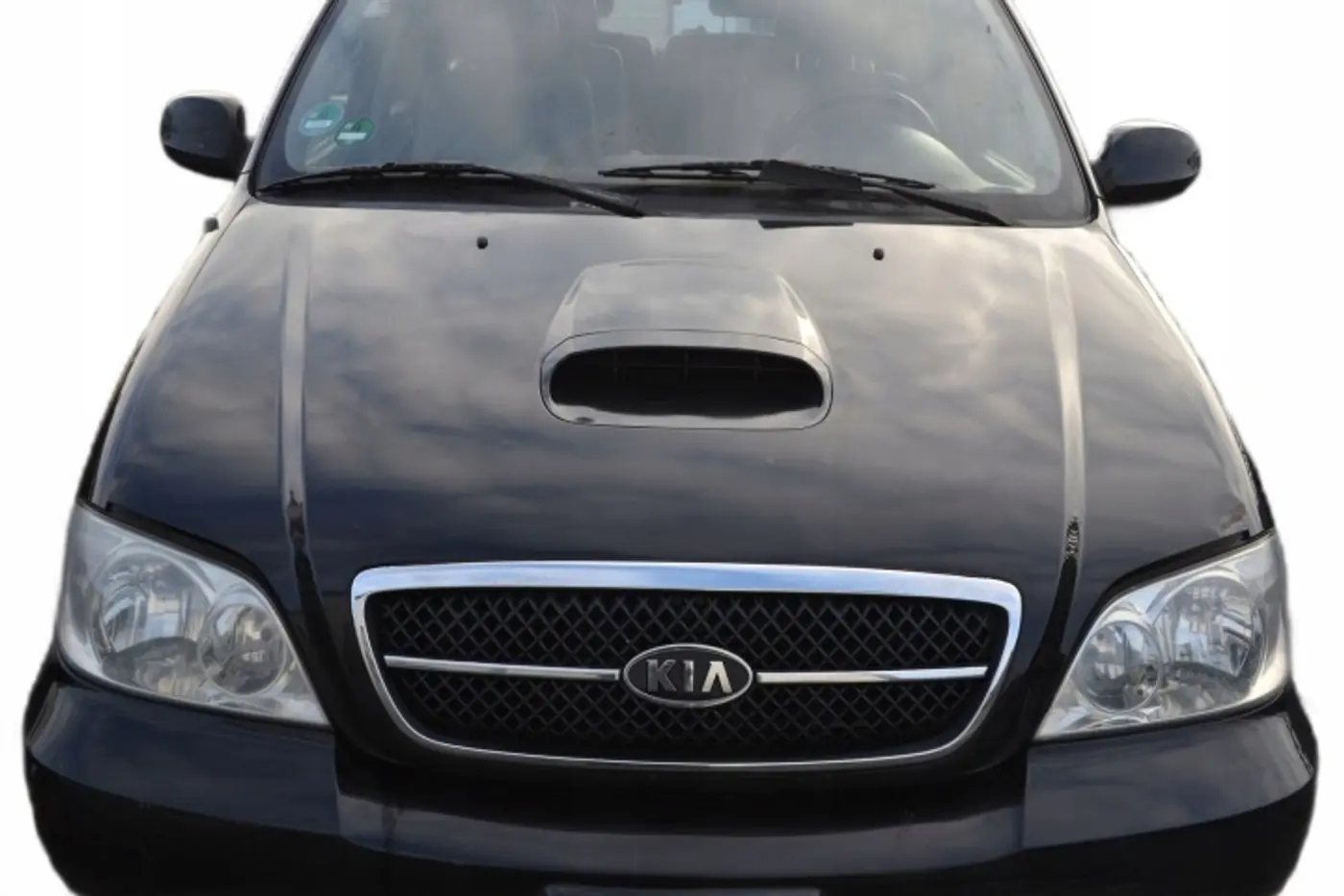 Капот к Kia Carnival 2002