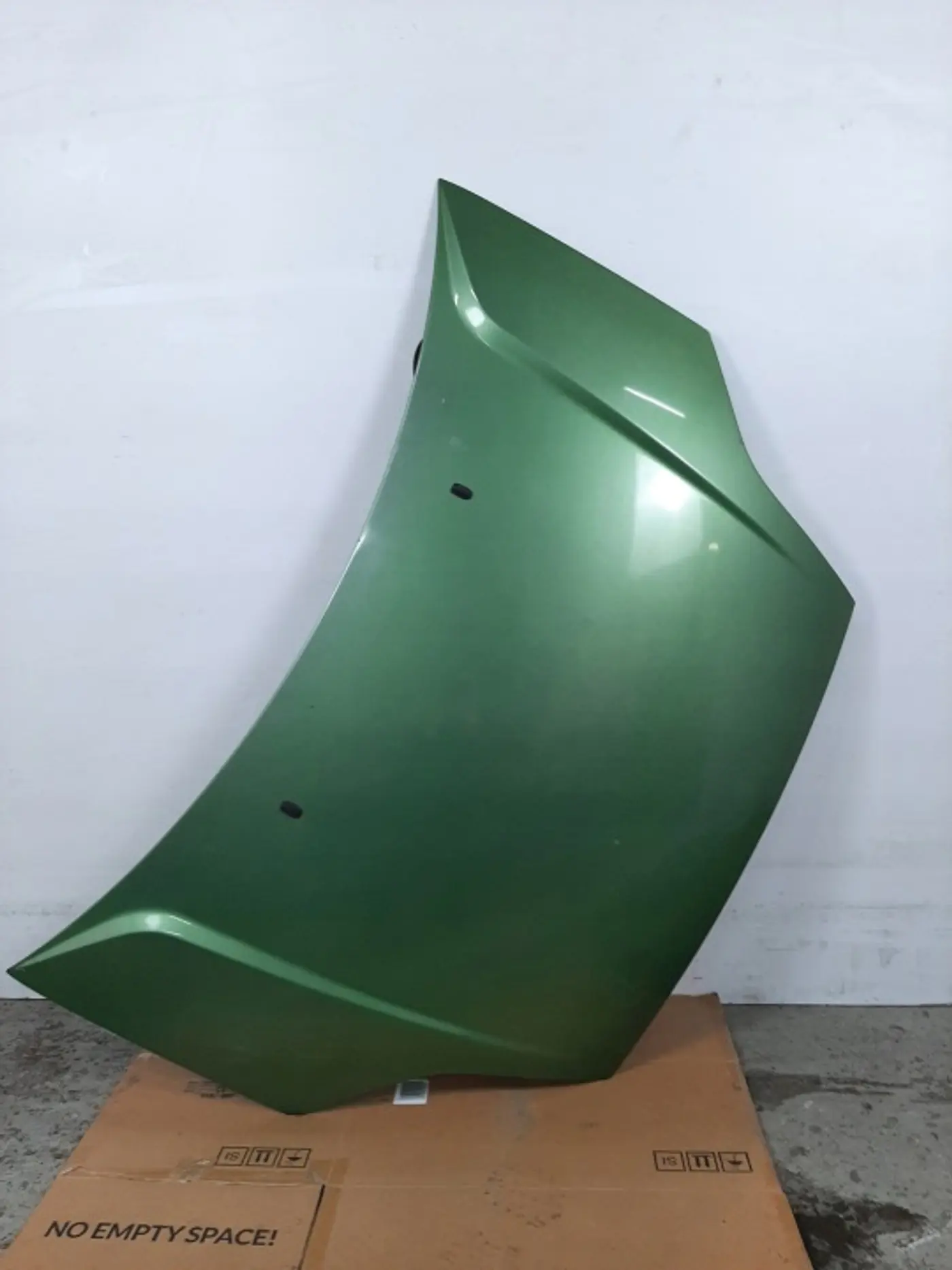 Капот к Ford Fiesta 2008