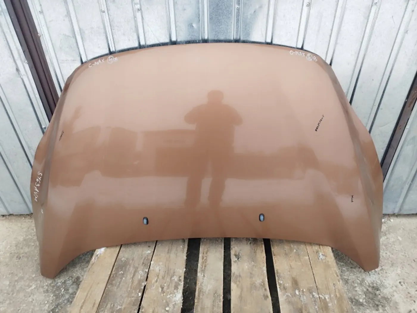 Капот к Ford C-MAX 2010