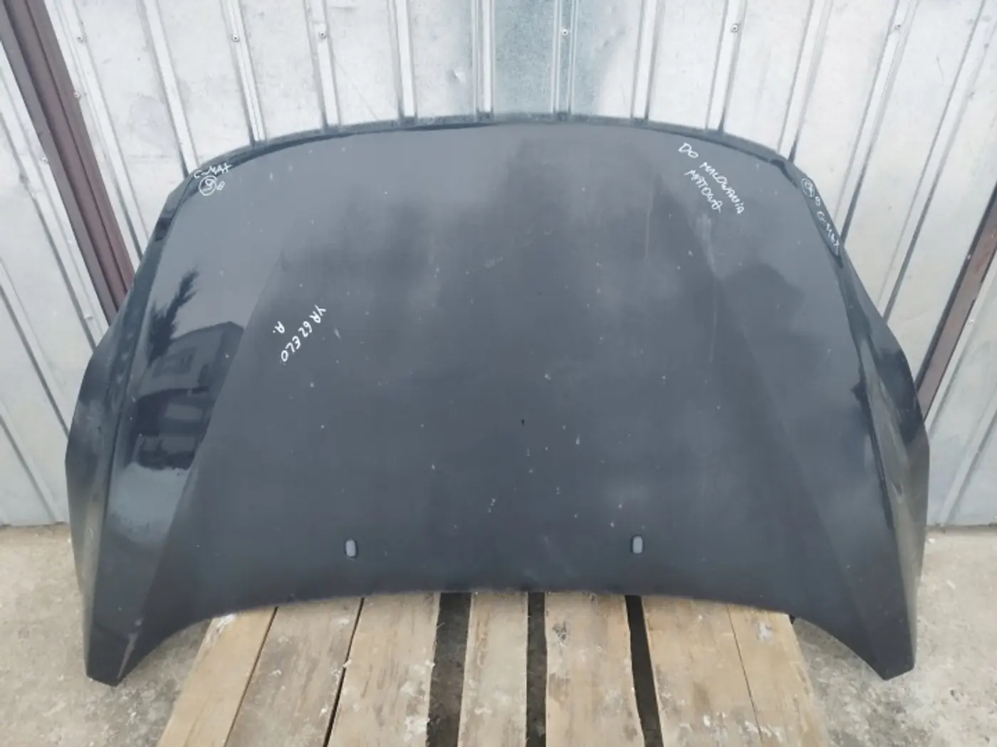Капот к Ford C-MAX 2010