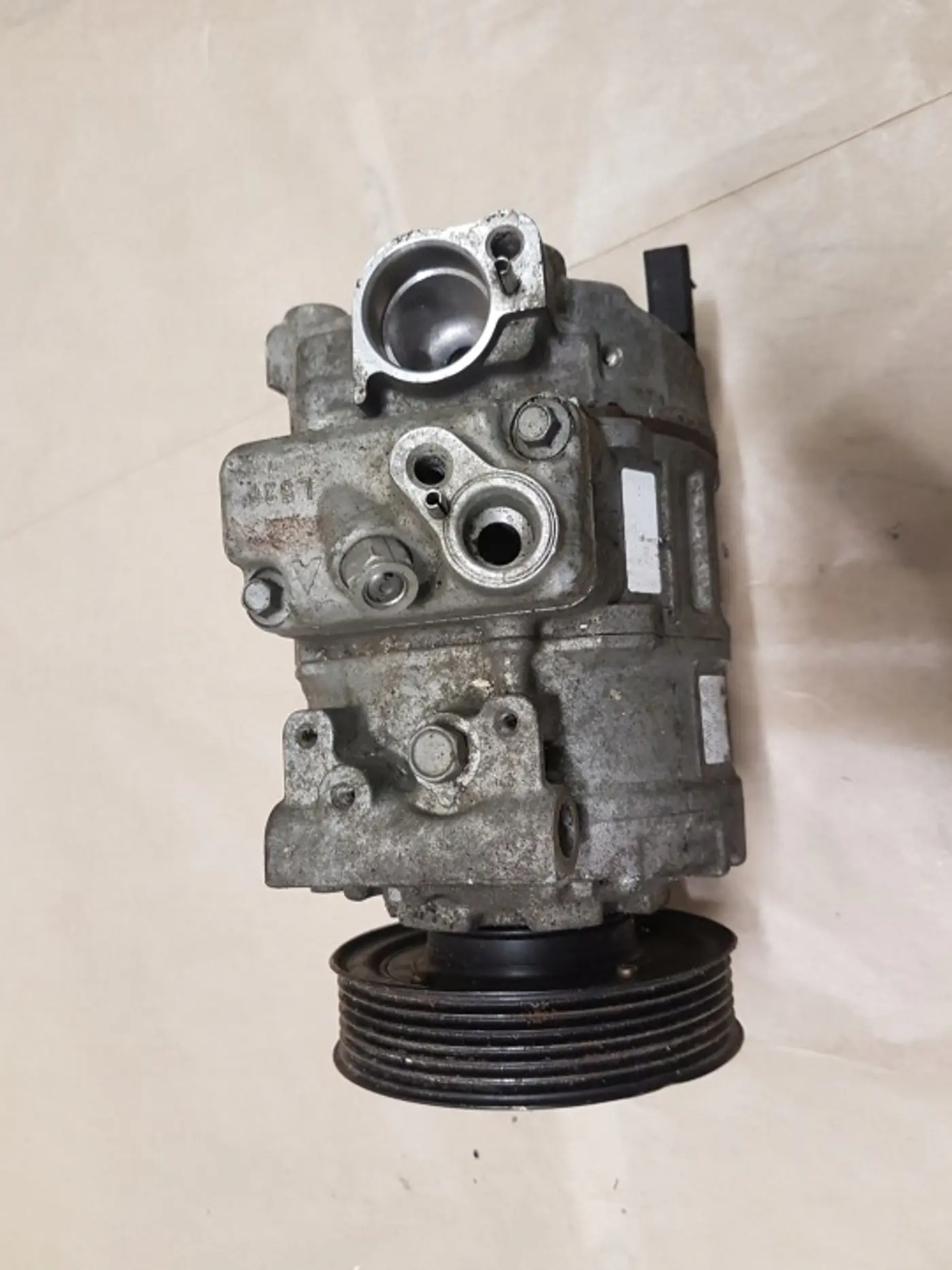 Компрессор кондиционера к Audi S3 2006