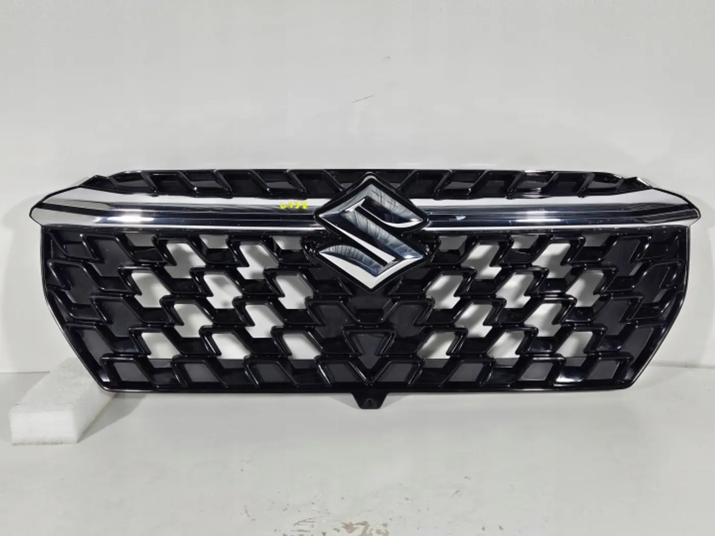 Решетка радиатора к Suzuki SX4 2013
