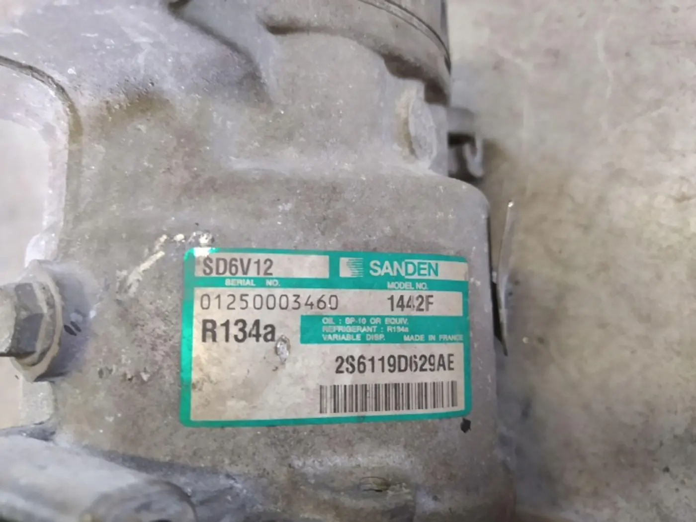 Компрессор кондиционера к Ford Fiesta 2001