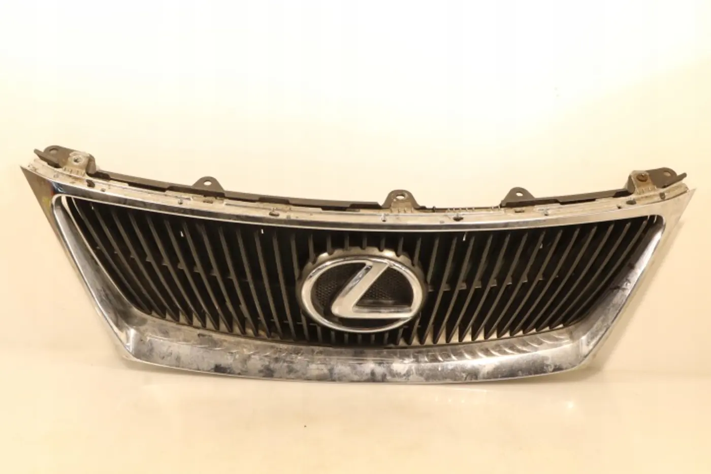 Решетка радиатора к Lexus IS 2005