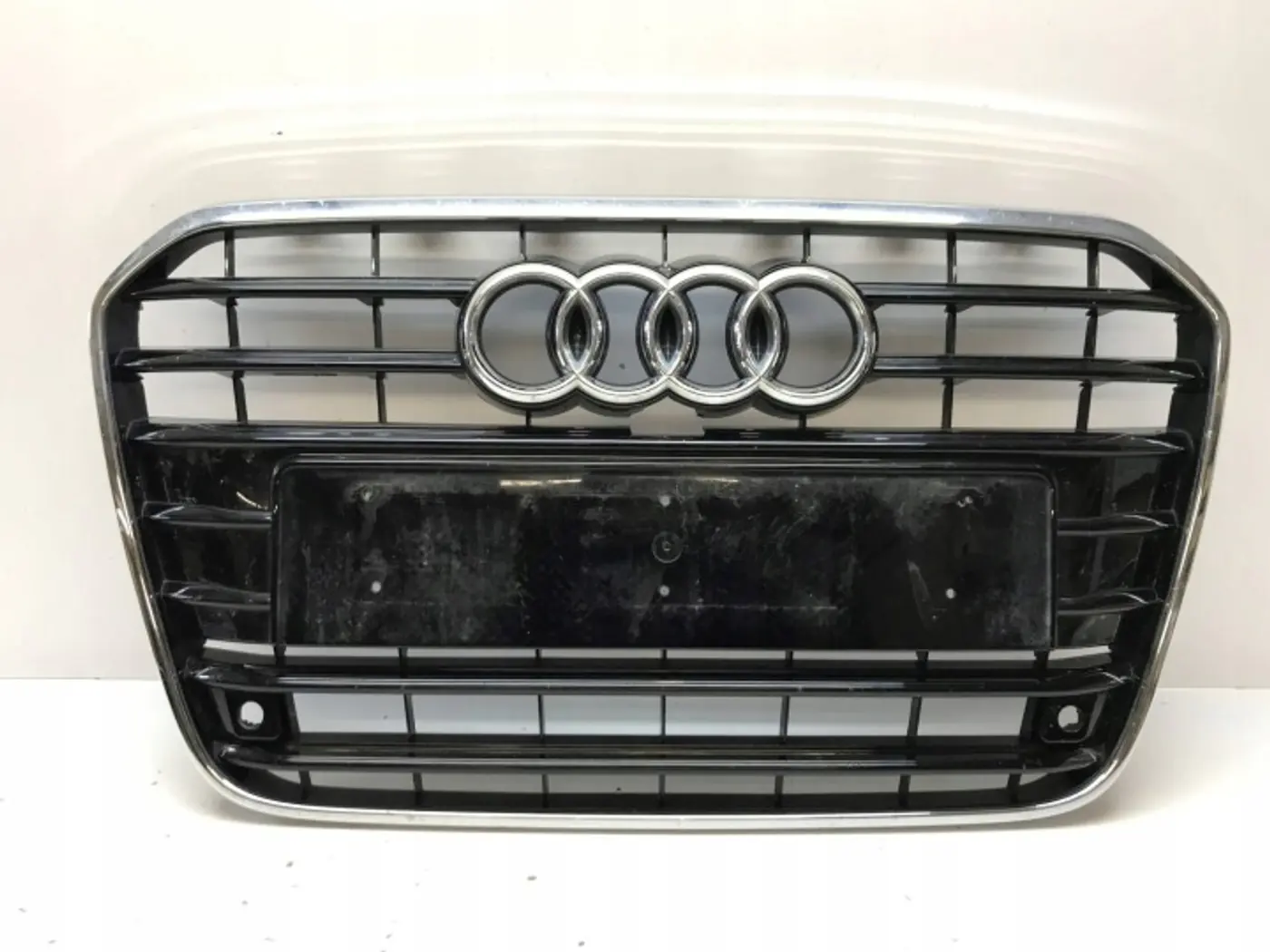 Решетка радиатора к Audi S6 2012