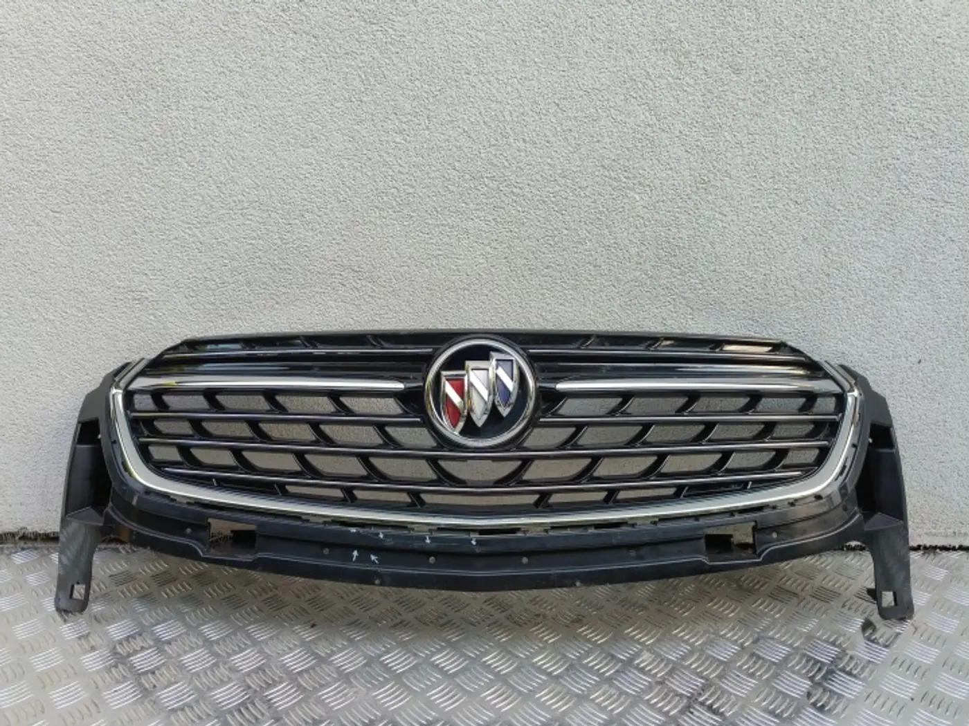 Решетка радиатора к Buick Envision 2021