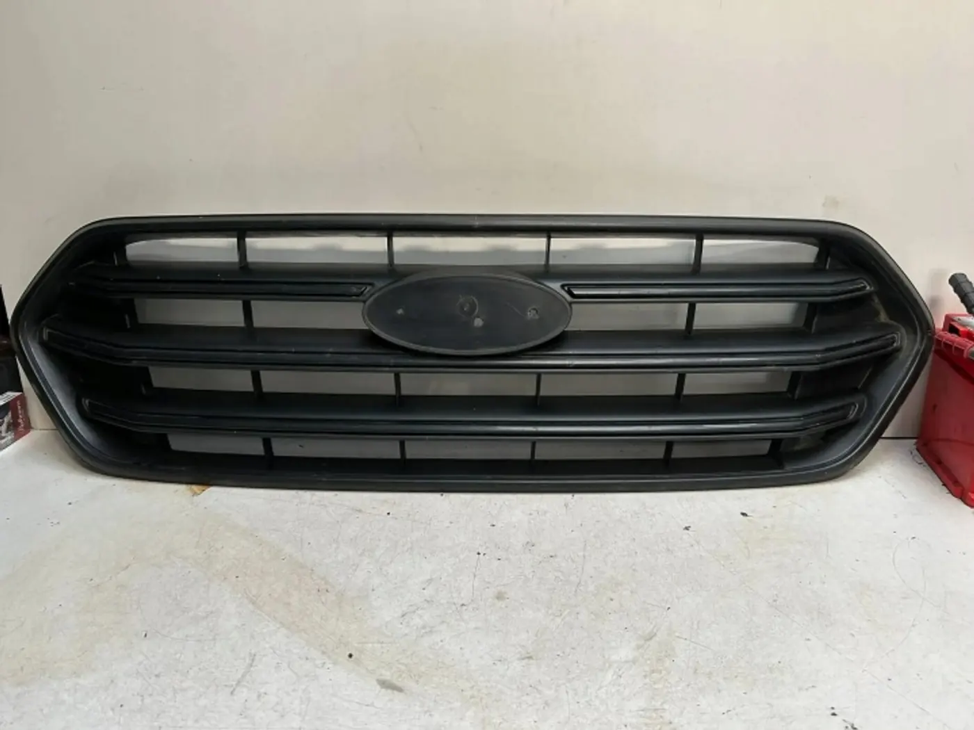Решетка радиатора к Ford Transit Custom 2012