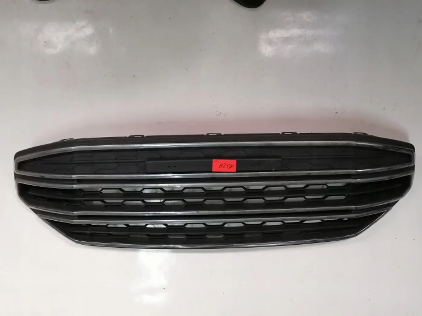 Решетка радиатора к Ford C-MAX 2003