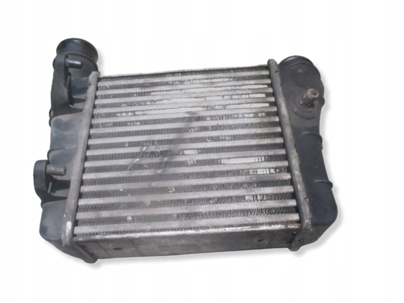 Интеркулер к Audi A4 2000