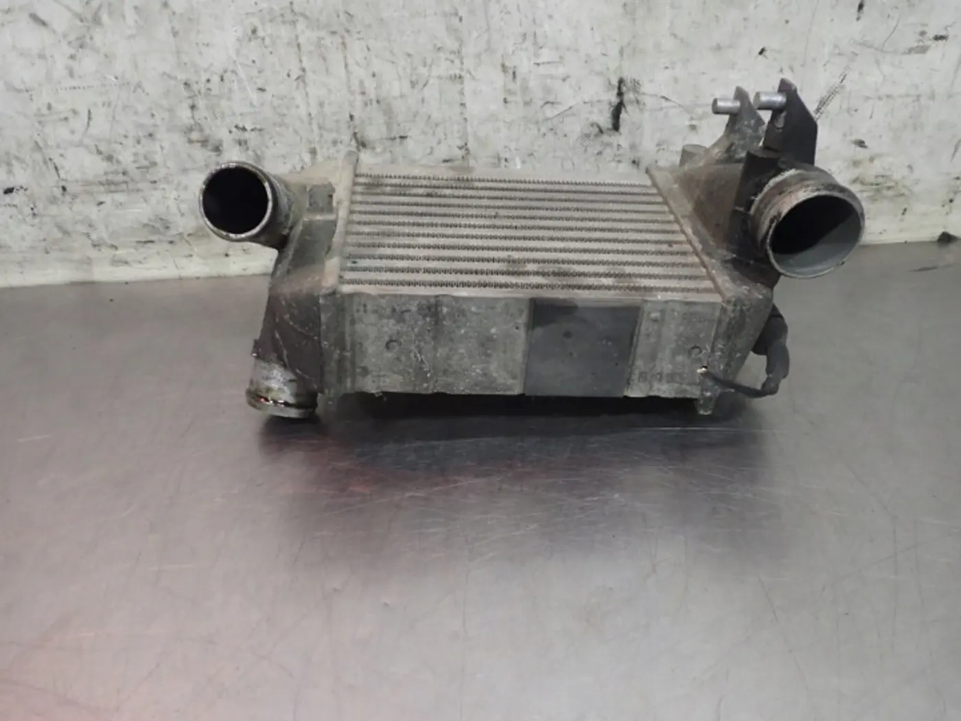 Интеркулер к Audi A4 2000
