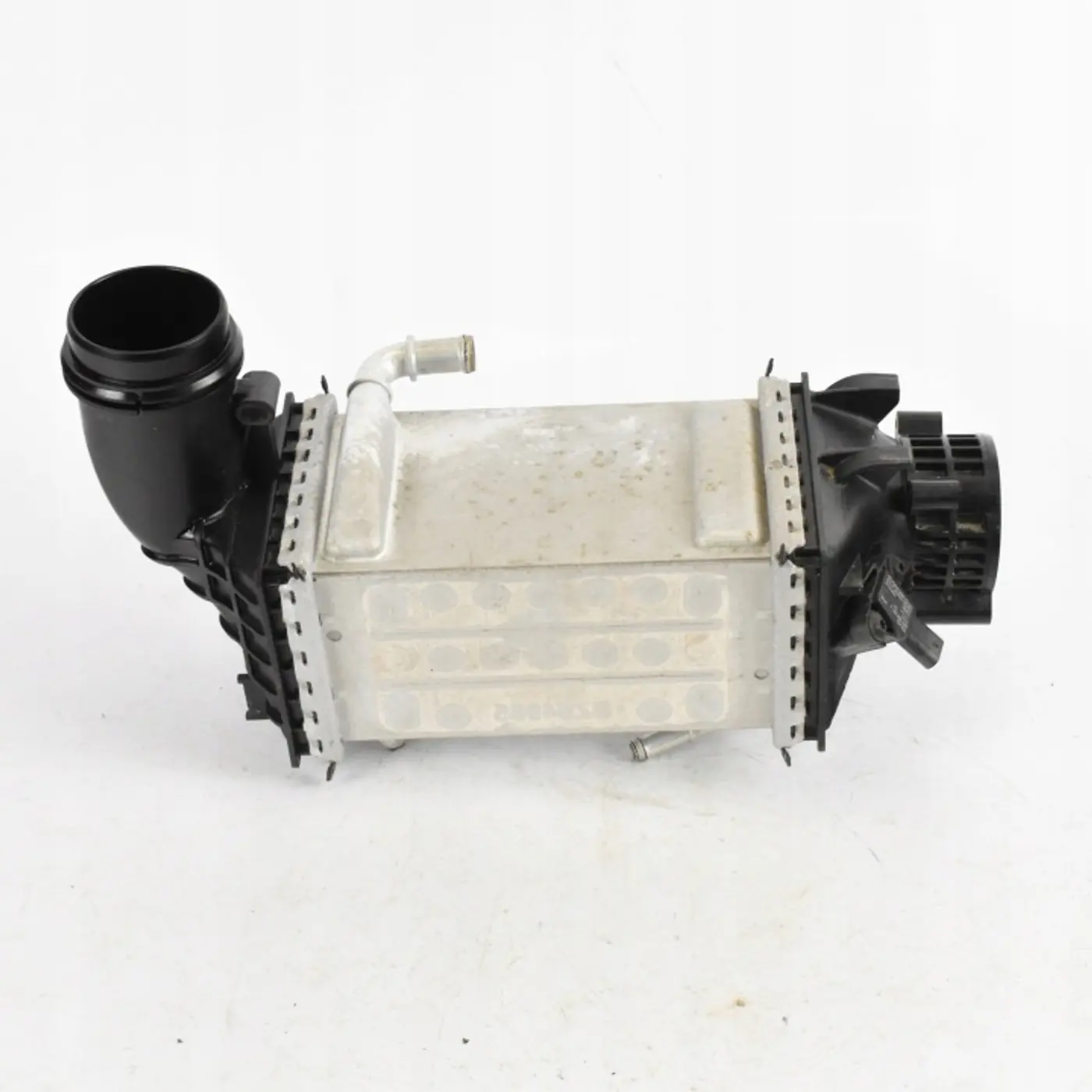 Интеркулер к Audi A3 2020