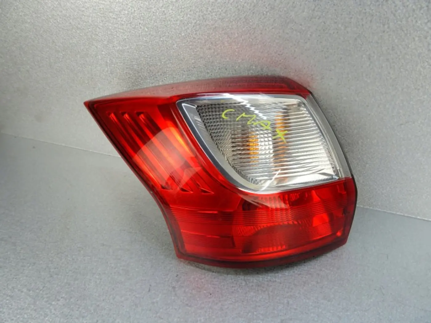 Фонарь задний левый к Ford C-MAX 2010