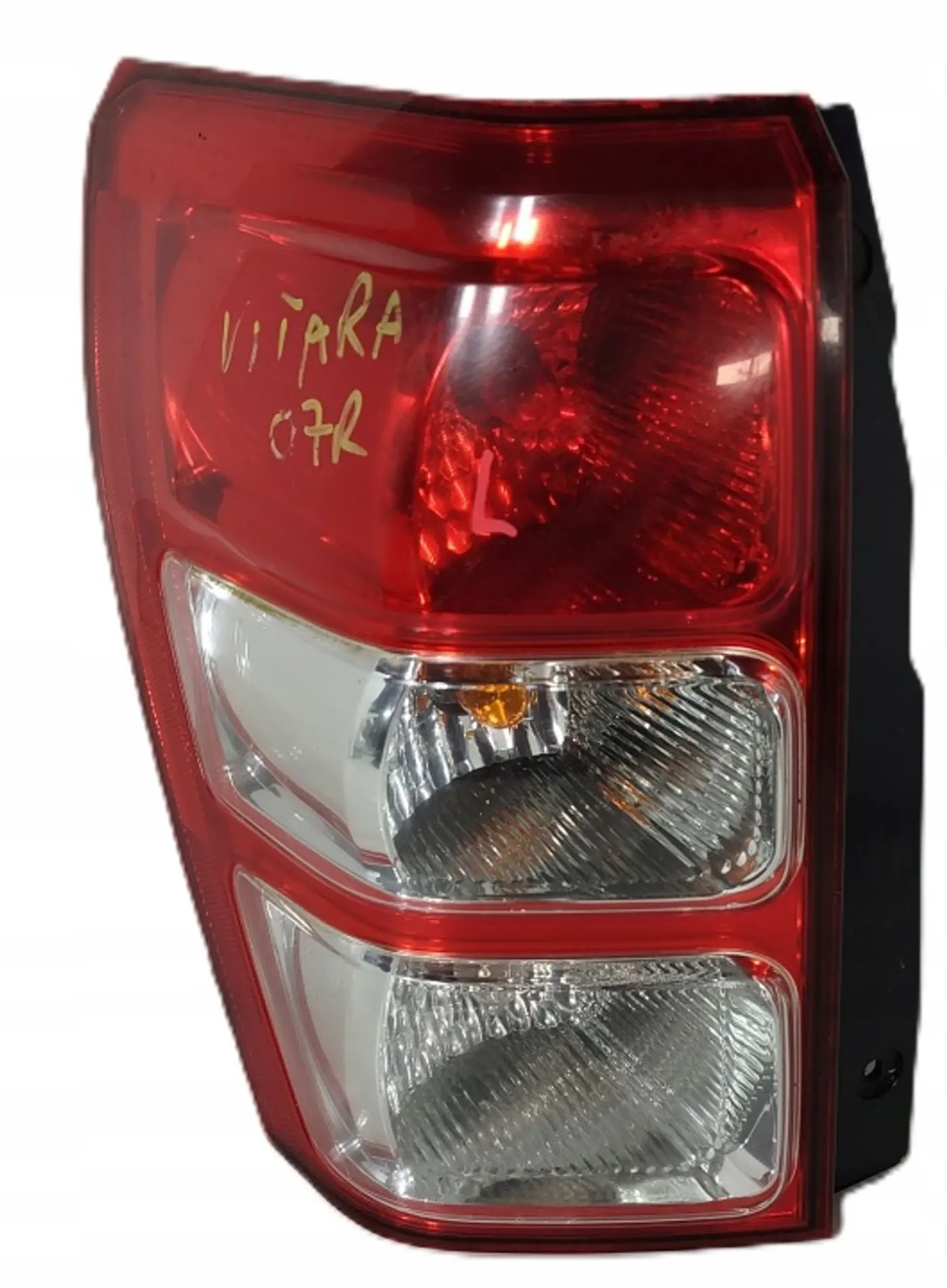 Фонарь задний левый к Suzuki Vitara 2014