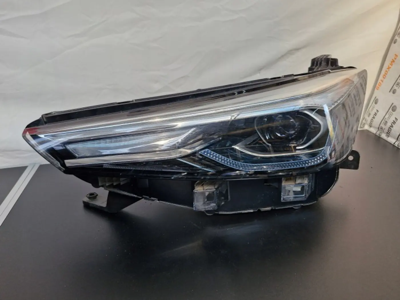 Фара левая к Roewe Ei5 2021