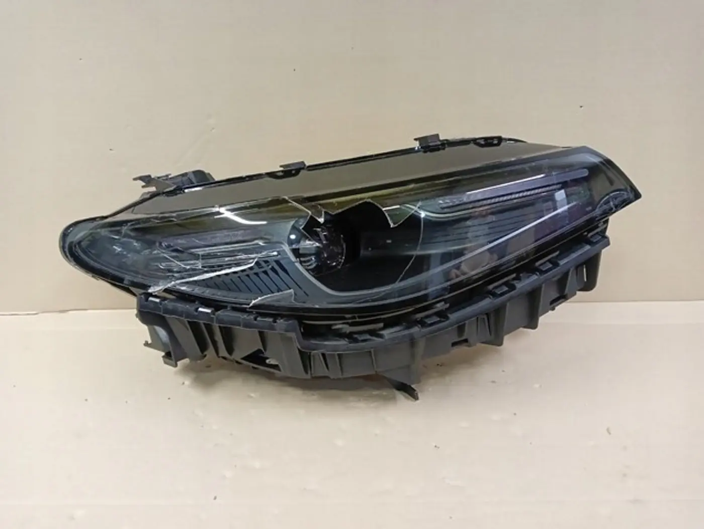 Фара правая к Leapmotor C10 2023