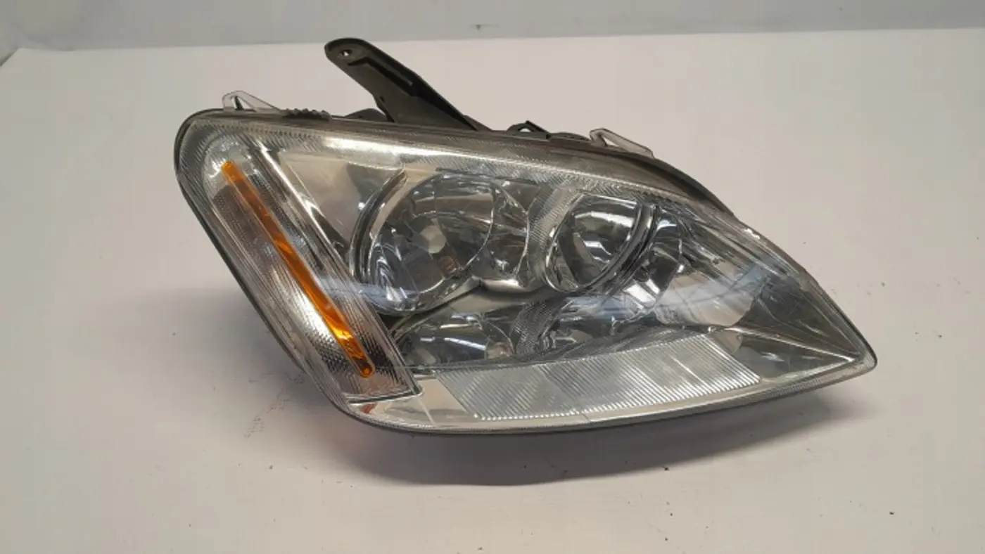 Фара правая к Ford C-MAX 2003