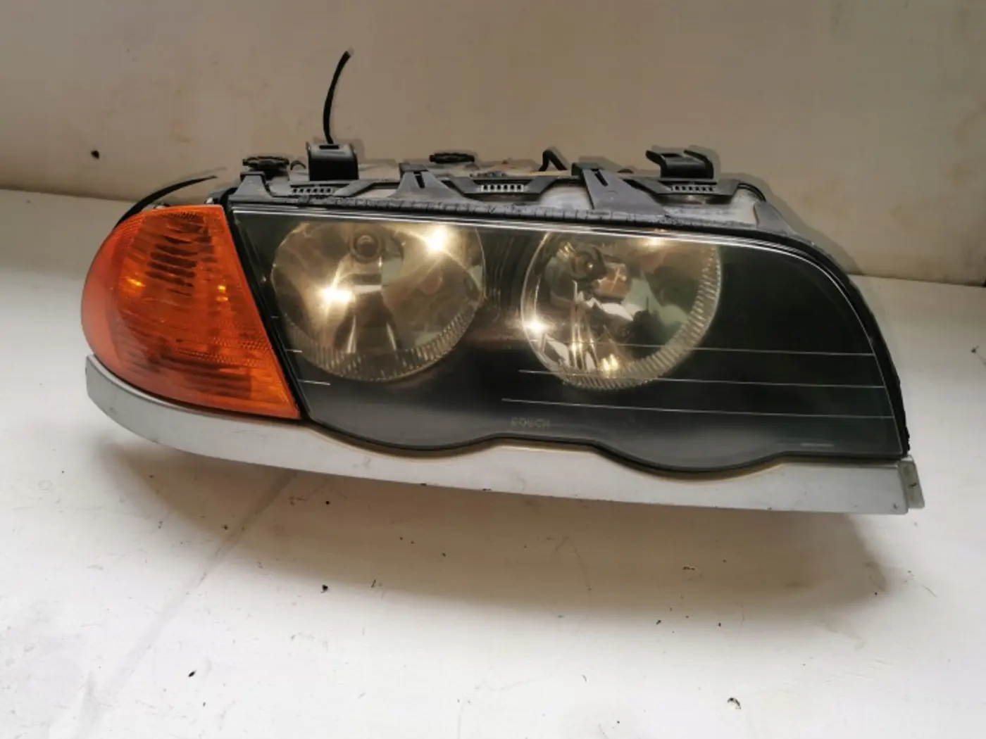 Фара правая к BMW M3 2000