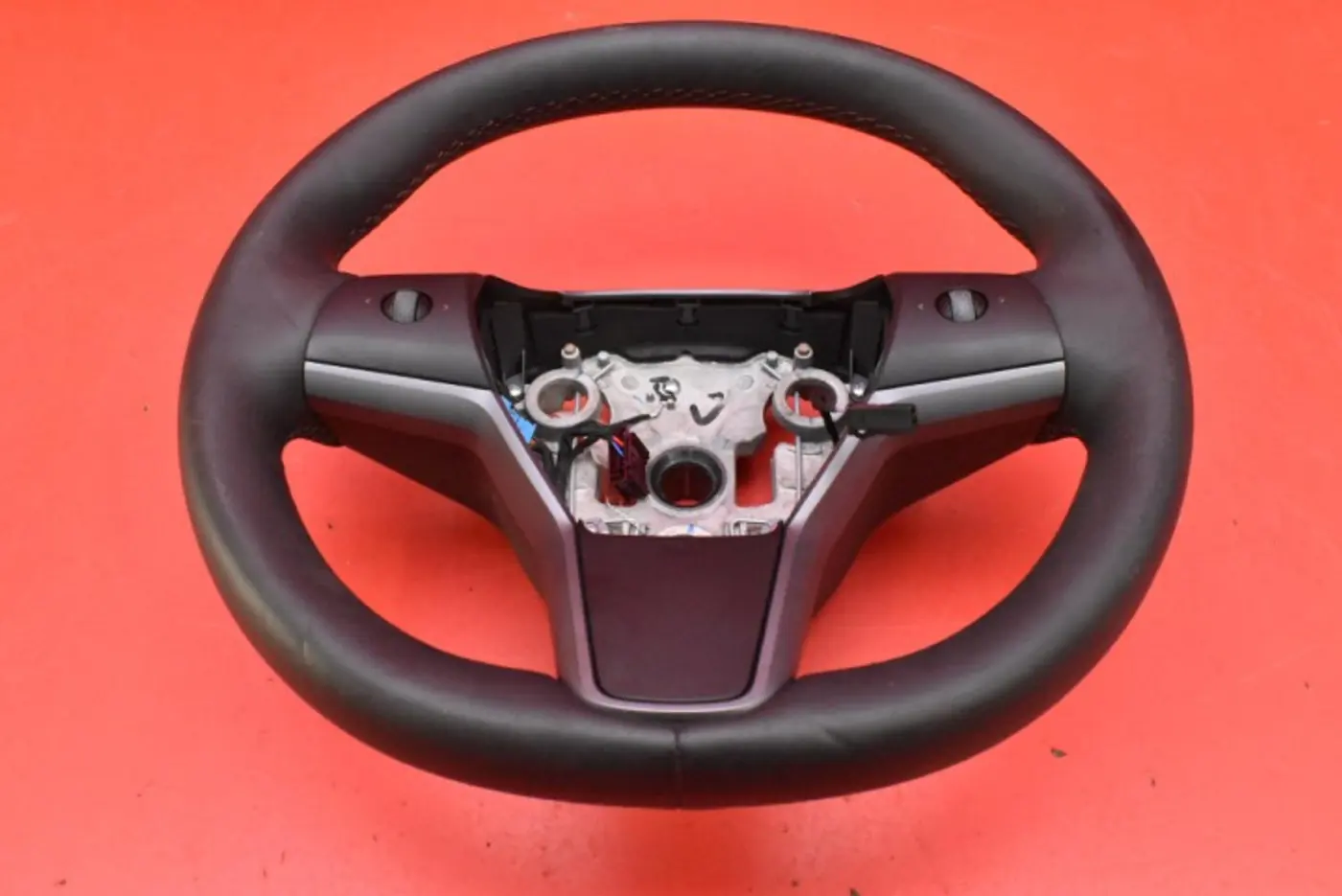 Руль к Tesla Model Y 2020
