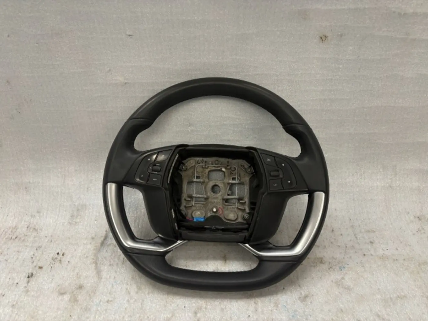 Руль к Citroen C3 Picasso 2013