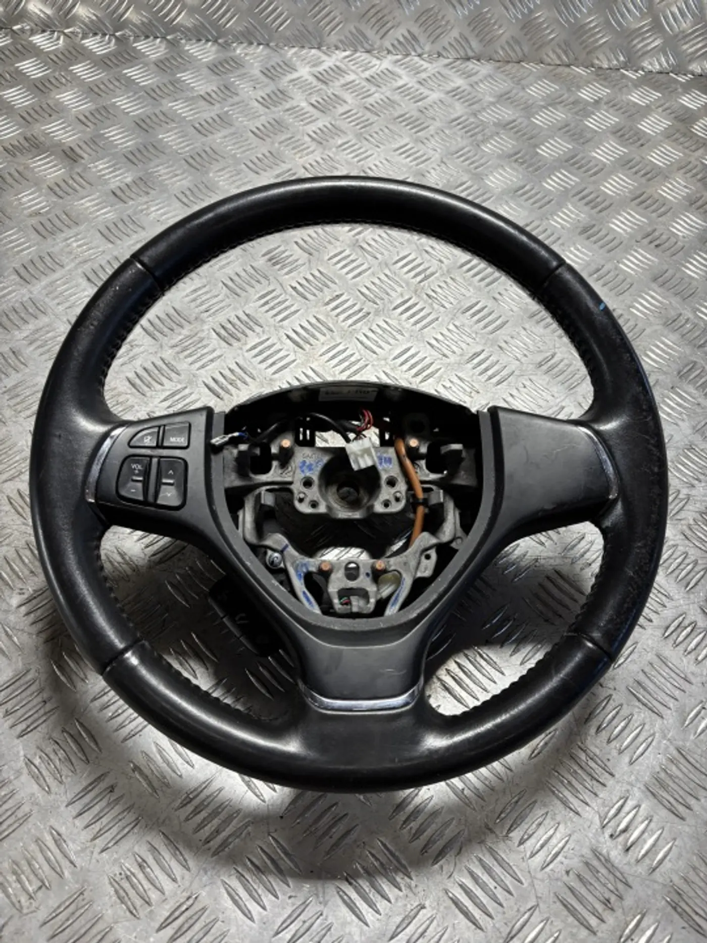 Руль к Suzuki Baleno 2015