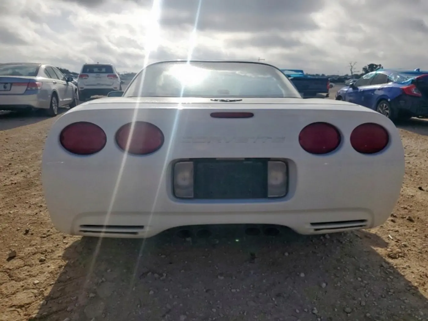 Бампер задний к Chevrolet Corvette 1997