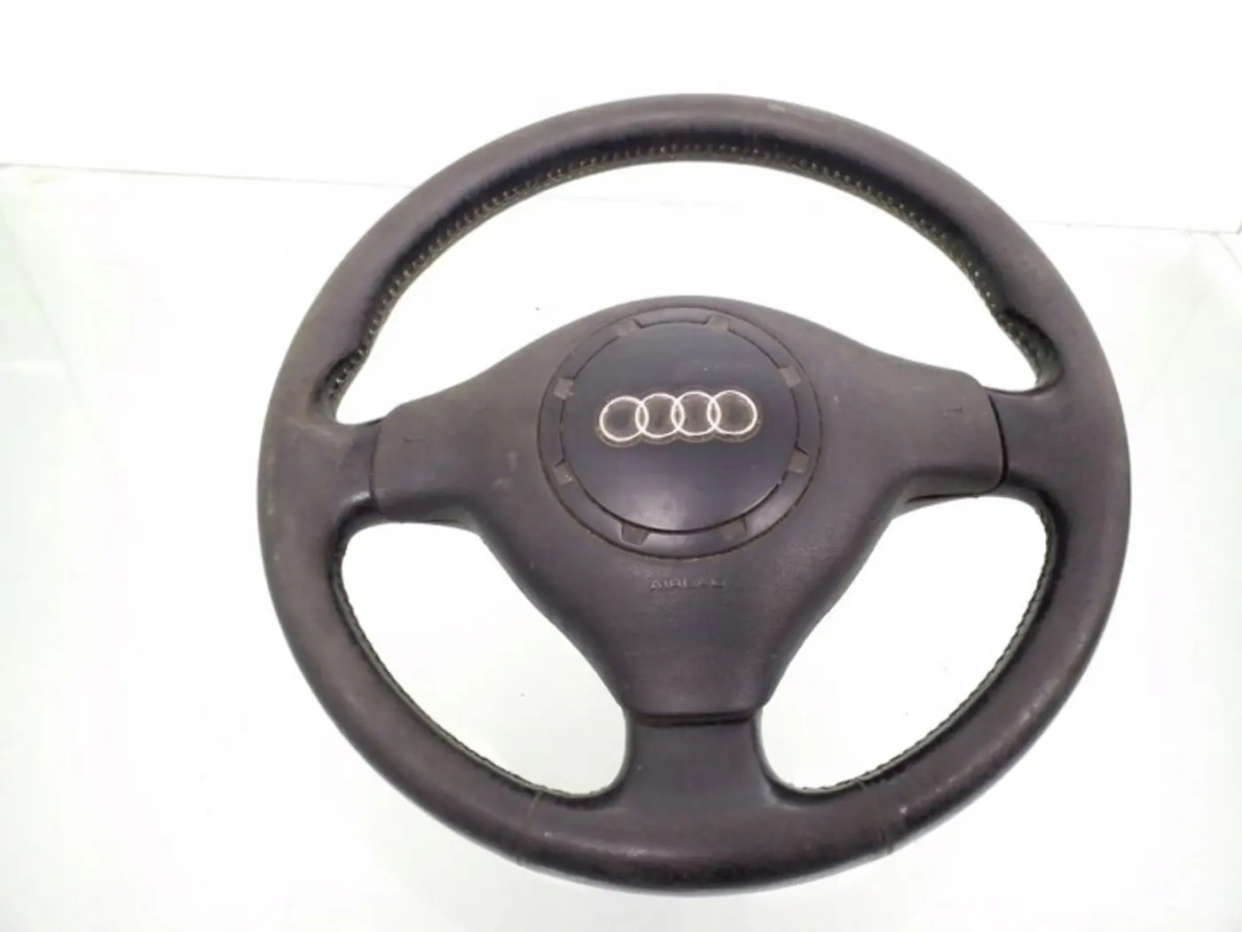 Руль к Audi S3 1999