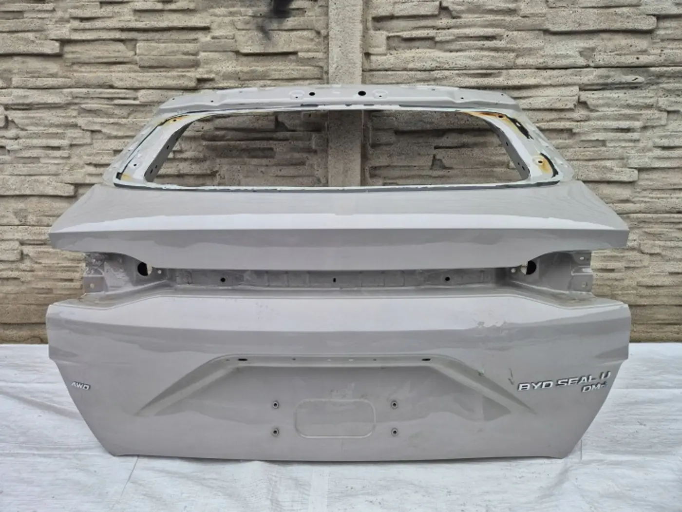 Крышка багажника (дверь 3-5) к BYD Seal 2022