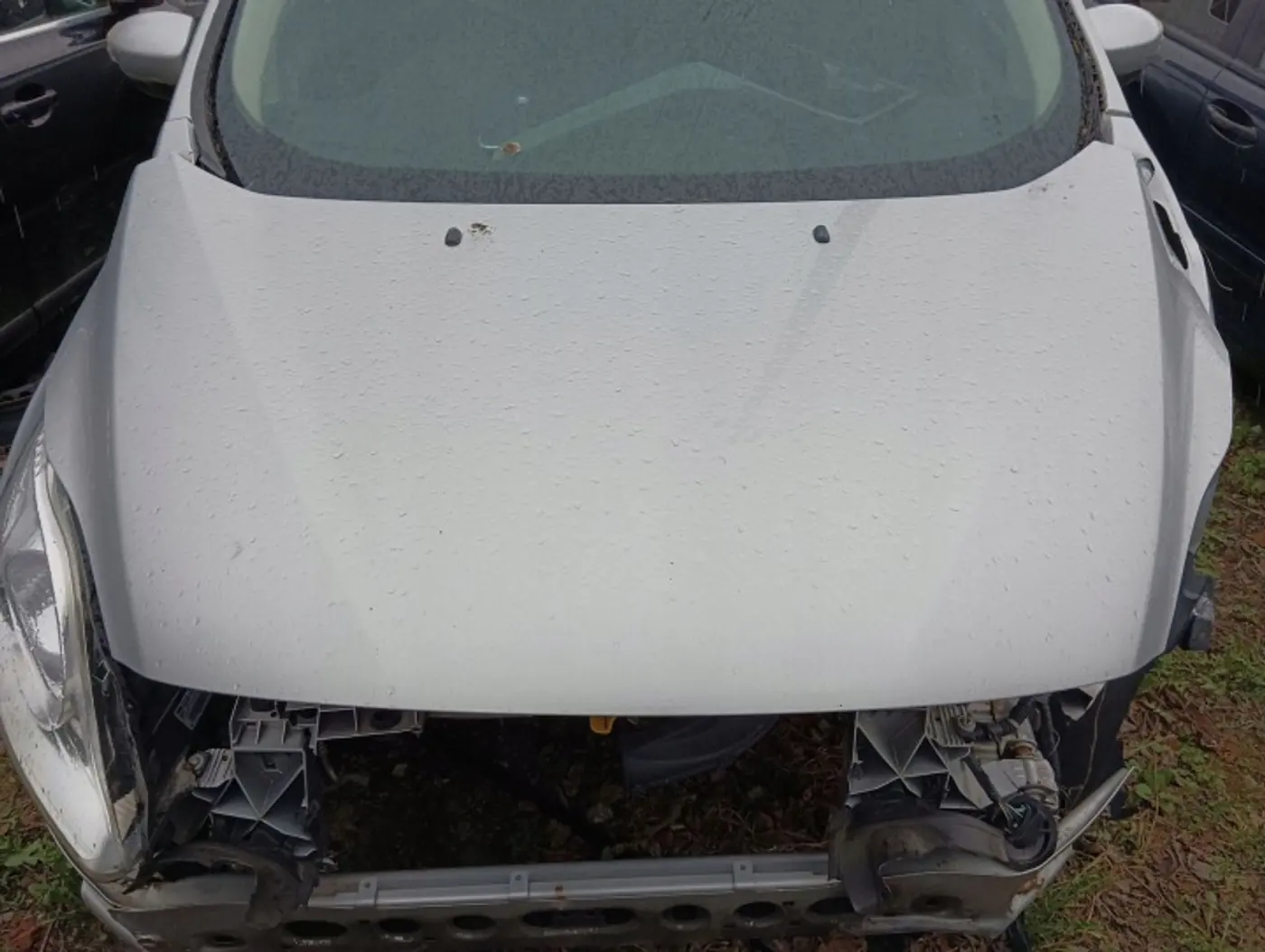 Капот к Ford C-MAX 2010